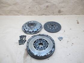 21217505819 Bmw 01-02 E36/7 Z3 3.0l M/t Transmission Flywheel Clutch Pressure Plate 7k Oem