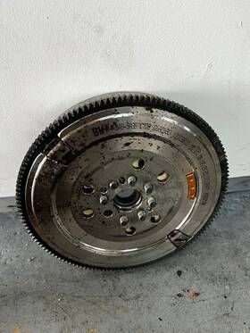 5a3b7c703 Bmw 2023 X1 U11 2.0l Engine Flywheel B48a20