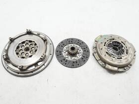 24268307 Chevrolet Used M/t Manual Transmission Clutch Flywheel 2014-2019 Chevy Corvette Z06 C7 Oem