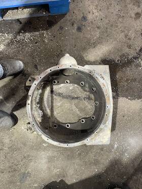 3036013 Cummins 3011694 3019637 Big Cam Flywheel Housing 3048766 Used 3036013 Cummins 3011694 3019637 Big Cam Flywheel Housing 3048766 Used