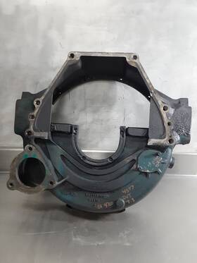 1821697c2 International International/ Navistar T444e Engine Flywheel Bell Housing Adapter Oem