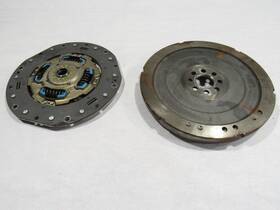 J204 Lexus 13-18 Es300h 2015 2.5l Fwd Transmission Flex Plate Flywheel Set