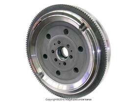 Luk 06b 105 266 Audi/vw A4 Quattro Passat 2001-2005 Dual-mass Flywheel Oem 1year Warranty