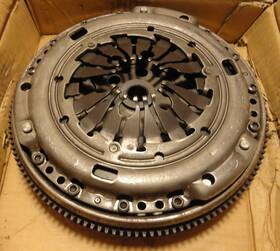 417-0019-11 Luk 417-0019-11/14h05 Unused Heavy Duty 417 0019 11/14h05 Clutch Kit For Audi Seat Skoda Vw Others