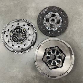 Luk 4486794 Dual Mass Flywheel Fits For Ford Transit Mk5 Van 2.5 Di Tde Diesel 2000 - 2006