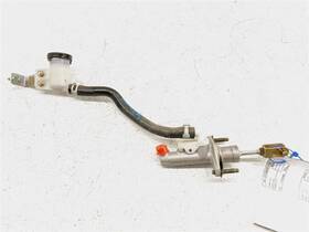 30610cd000 Nissan 417-56458 03 350z Clutch Master Cylinder With Reservoir Oem