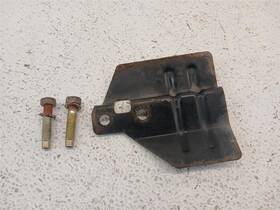 418.da1l95 Nissan 95-98 240sx Slave Cylinder Cover Bracket Oem