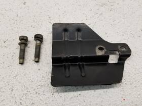 30670-cd010 Nissan 418.da1v05 03-04 350z Slave Cylinder Cover Plate Oem