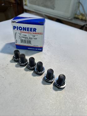 S-1229 Pioneer S-1129 Sbc Flywheel Bolt Kit By New. For 305 350 396 402 454ci Eng