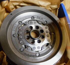 2295000514 Sachs Audi Volkswagen Clutch Flywheel